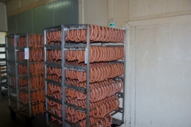 domace-klobasy-pred-udenim