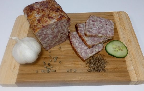 Sviatočná sekaná VB 1803